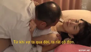 Món quà đặc biệt của cô nhân viên bênh viện cho các bệnh nhân trước khi cô đi lấy chồng