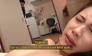 Dâm đãng tột độ, ghệ bắn nước đái tung toé